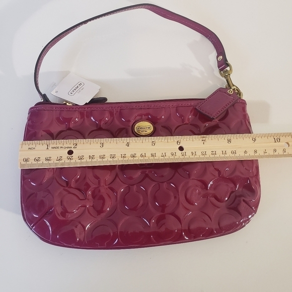 Coach Peyton Embossed Patent Leather - Picture 8 of 12